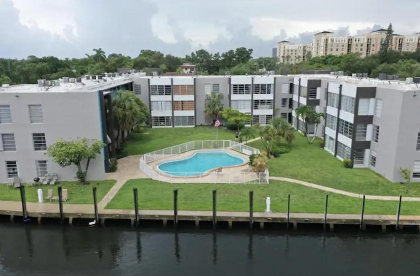 Designer River View Apartments Fort Lauderdale Exterior photo